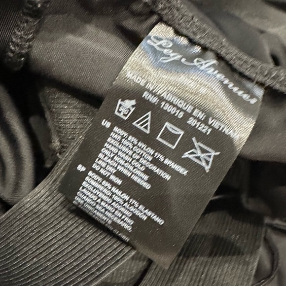 Leg Avenue SWAT Hottie Adult Costume Halloween Cosplay Size Medium NWOT - Picture 13 of 16